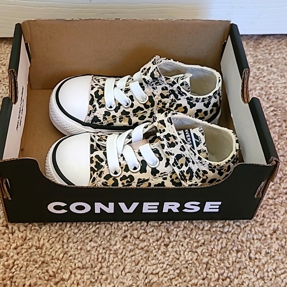 Baby Converse Animal/Cheetah print, new!